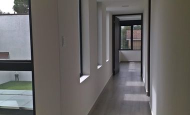 VENTA CASA SEMINUEVA EN LA ASUNCION, METEPEC