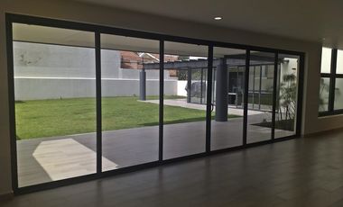 VENTA CASA SEMINUEVA EN LA ASUNCION, METEPEC