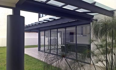 VENTA CASA SEMINUEVA EN LA ASUNCION, METEPEC