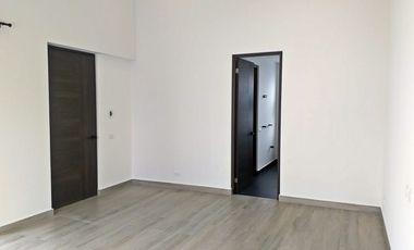VENTA CASA SEMINUEVA EN LA ASUNCION, METEPEC