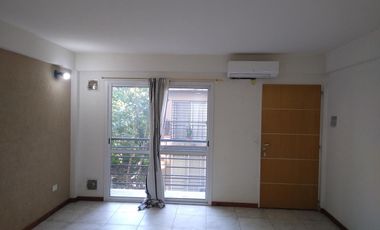 Departamento en Esc.-Centro