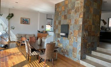 CASA EN VENTA EN BOSQUE ESMERALDA, ATIZAPAN