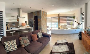 CASA EN VENTA EN BOSQUE ESMERALDA, ATIZAPAN