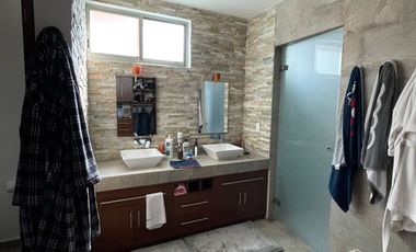 CASA EN VENTA EN BOSQUE ESMERALDA, ATIZAPAN