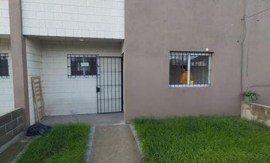 APTO CREDITO duplex calle Rivas 1707