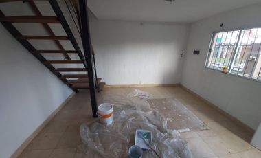 APTO CREDITO duplex calle Rivas 1707