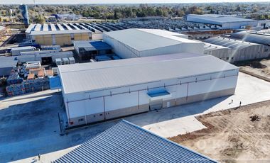 EXCELENTE GALPÓN 1.800 M2 A ESTRENAR - EN ALQUILER - PARQUE INDUSTRIAL CIR 2 - RUTA 2 - BERAZATEGUI