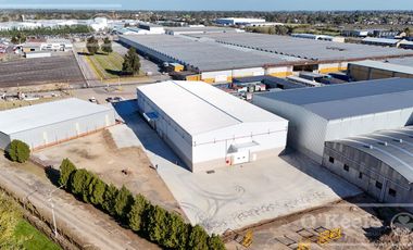 EXCELENTE GALPÓN 1.800 M2 A ESTRENAR - EN ALQUILER - PARQUE INDUSTRIAL CIR 2 - RUTA 2 - BERAZATEGUI