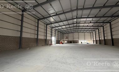 EXCELENTE GALPÓN 1.800 M2 A ESTRENAR - EN ALQUILER - PARQUE INDUSTRIAL CIR 2 - RUTA 2 - BERAZATEGUI