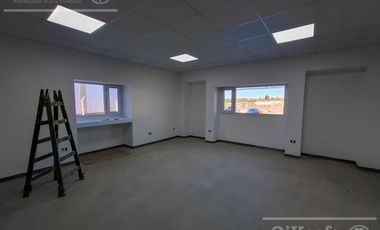 EXCELENTE GALPÓN 1.800 M2 A ESTRENAR - EN ALQUILER - PARQUE INDUSTRIAL CIR 2 - RUTA 2 - BERAZATEGUI