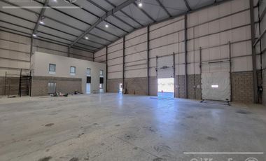 EXCELENTE GALPÓN 1.800 M2 A ESTRENAR - EN ALQUILER - PARQUE INDUSTRIAL CIR 2 - RUTA 2 - BERAZATEGUI