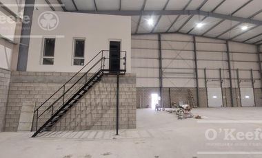 EXCELENTE GALPÓN 1.800 M2 A ESTRENAR - EN ALQUILER - PARQUE INDUSTRIAL CIR 2 - RUTA 2 - BERAZATEGUI