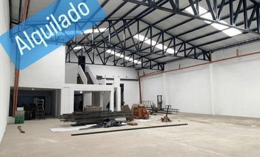 Alquiler Depósito de 1265 m2 cubiertos - Villa Lynch