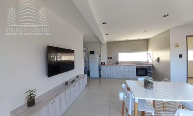 Excelente departamento 2 ambientes lateral, Sarmiento y Newbery!!