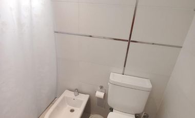 Excelente departamento 2 ambientes lateral, Sarmiento y Newbery!!