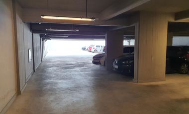 Departamento en  de 4 ambientes con cochera doble en Lomas de Zamora