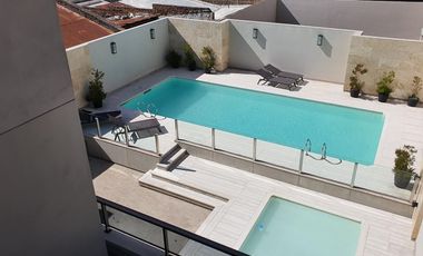 Departamento en  de 4 ambientes con cochera doble en Lomas de Zamora