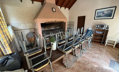Lote 1300 m² con Piscina y Suite con Vestidor – Venta Directa y Amoblada” ***OPORTUNIDAD***