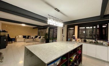 Increíble casa en venta con alberca en San Jerónimo Lídice, Magdalena Contreras.