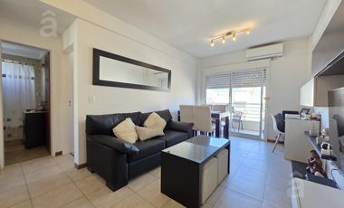 Departamento en Venta en  Villa Ballester - Dos ambientes - Zona Centro