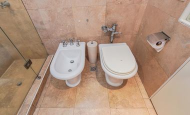 Venta departamento 7 ambientes en Belgrano con piscina propia y quincho