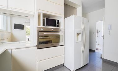 Venta departamento 7 ambientes en Belgrano con piscina propia y quincho