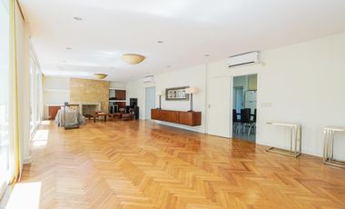 Venta departamento 7 ambientes en Belgrano con piscina propia y quincho