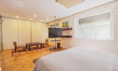 Venta departamento 7 ambientes en Belgrano con piscina propia y quincho