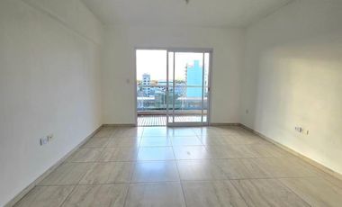 monoambiente con parrilla propia y balcon - SAN MARTIN