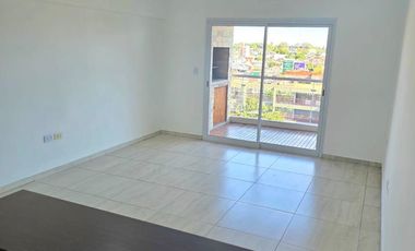 monoambiente con parrilla propia y balcon - SAN MARTIN