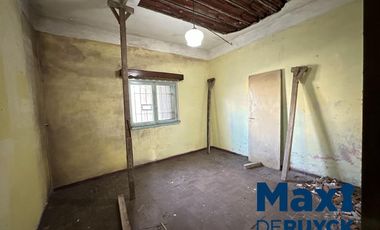 Casa 3 ambientes a reciclar, Quilmes Sur