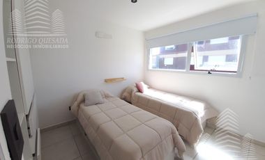Excelente departamento 3 ambientes al frente, Sarmiento y Newbery!!