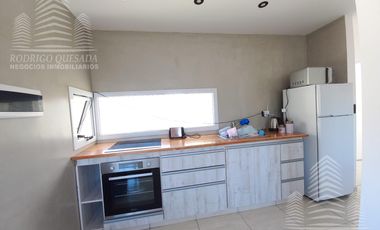 Excelente departamento 3 ambientes al frente, Sarmiento y Newbery!!