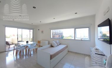 Excelente departamento 3 ambientes al frente, Sarmiento y Newbery!!