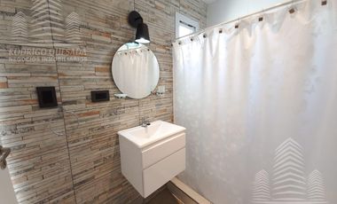 Excelente departamento 3 ambientes al frente, Sarmiento y Newbery!!