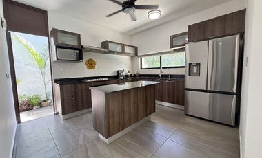 CASA DE 2 PLANTAS, ALBERCA Y PANELES SOLARES EN VENTA | PRIVADA ARBOREA