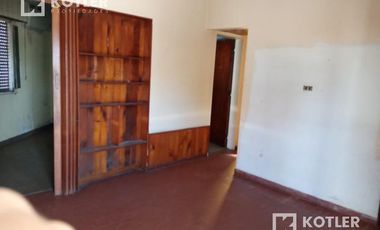 Casa con 2 Departamentos Venta en BLOCK - Temperley