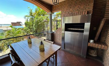 EXCLUSIVA CASA EN VENTA CON VISTA AL RÍO PARANÁ, POSADAS