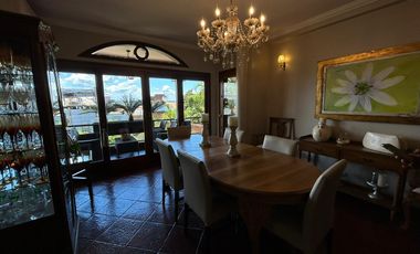 EXCLUSIVA CASA EN VENTA CON VISTA AL RÍO PARANÁ, POSADAS