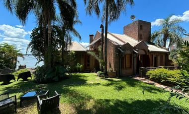 EXCLUSIVA CASA EN VENTA CON VISTA AL RÍO PARANÁ, POSADAS