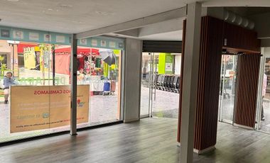 RENTA LOCAL COMERCIAL EN PATIO PEDREGAL