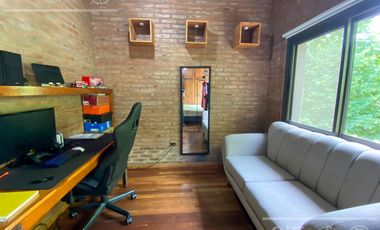 Casa en venta en Abril Country Club Hudson Berazategui de 6 ambientes