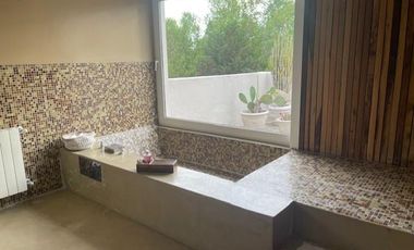 Casa al agua en barrio La laguna -Rincón de Milberg