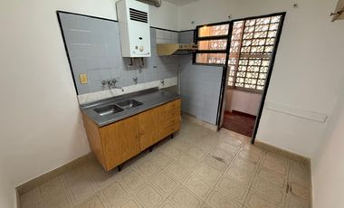 Departamento en venta, Barrio las flores 1.
