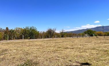 Amplio terreno en Country La Herencia, Los Nogales. Con escritura! Recibe vehículo o financia.
