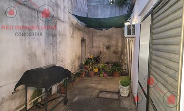 Casa céntrica a 3 cuadras de la peatonal. Excelente propuesta de venta