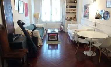 Dorrego al 700. Esquina estilo francés 2 habitaciones