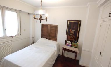 Dorrego al 700. Esquina estilo francés 2 habitaciones