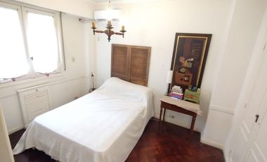 Dorrego al 700. Esquina estilo francés 2 habitaciones