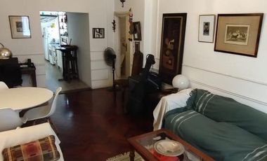Dorrego al 700. Esquina estilo francés 2 habitaciones